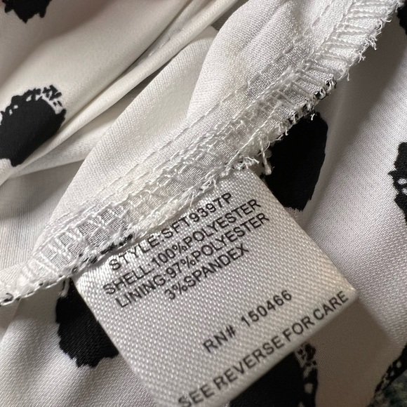 41 Hawthorn White and black polka dot blouse - Picture 3 of 4